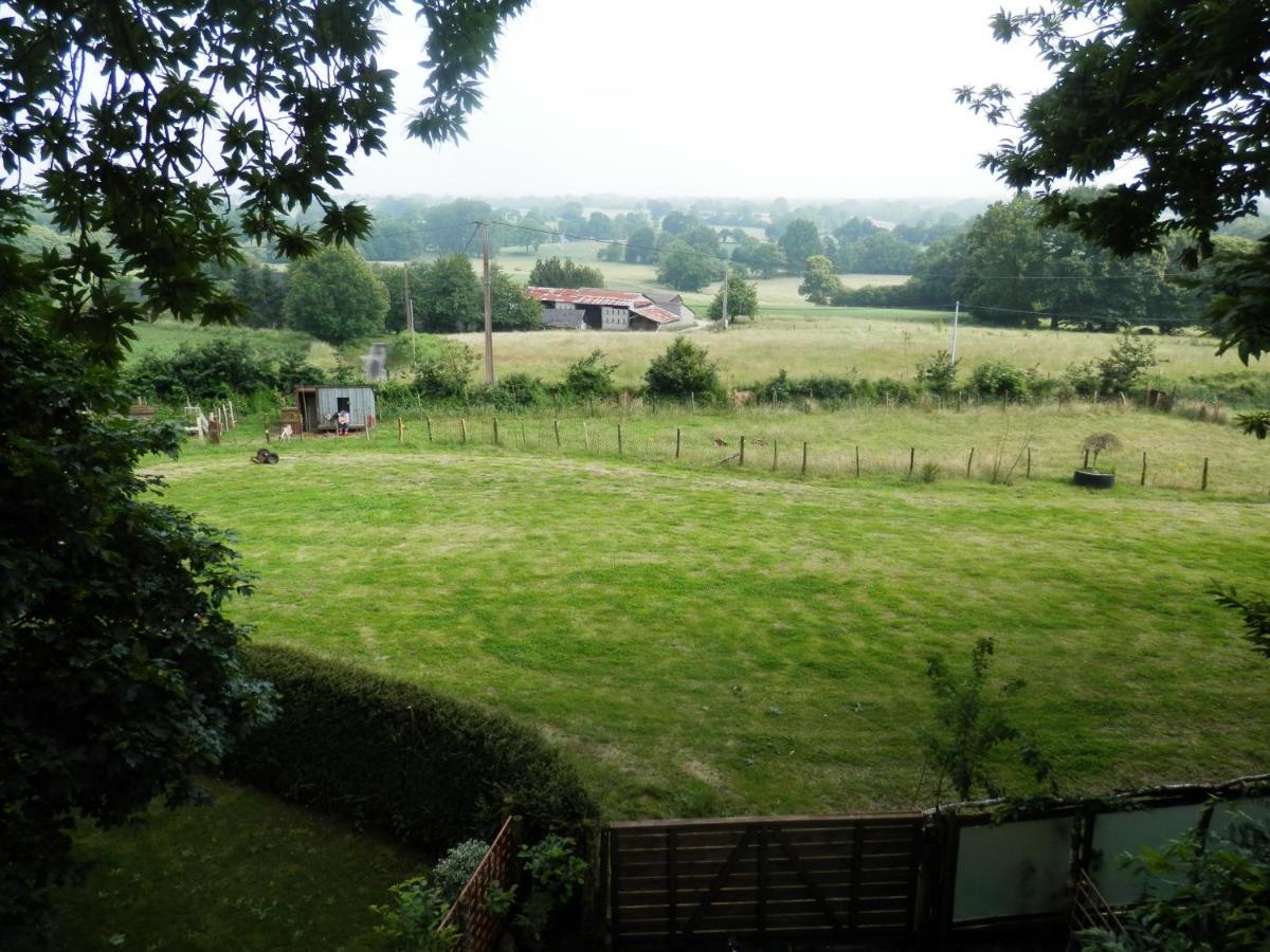 La Petite Cretouffiere - Naturiste Accommodation - Adult Only Colombiers-du-Plessis ภายนอก รูปภาพ