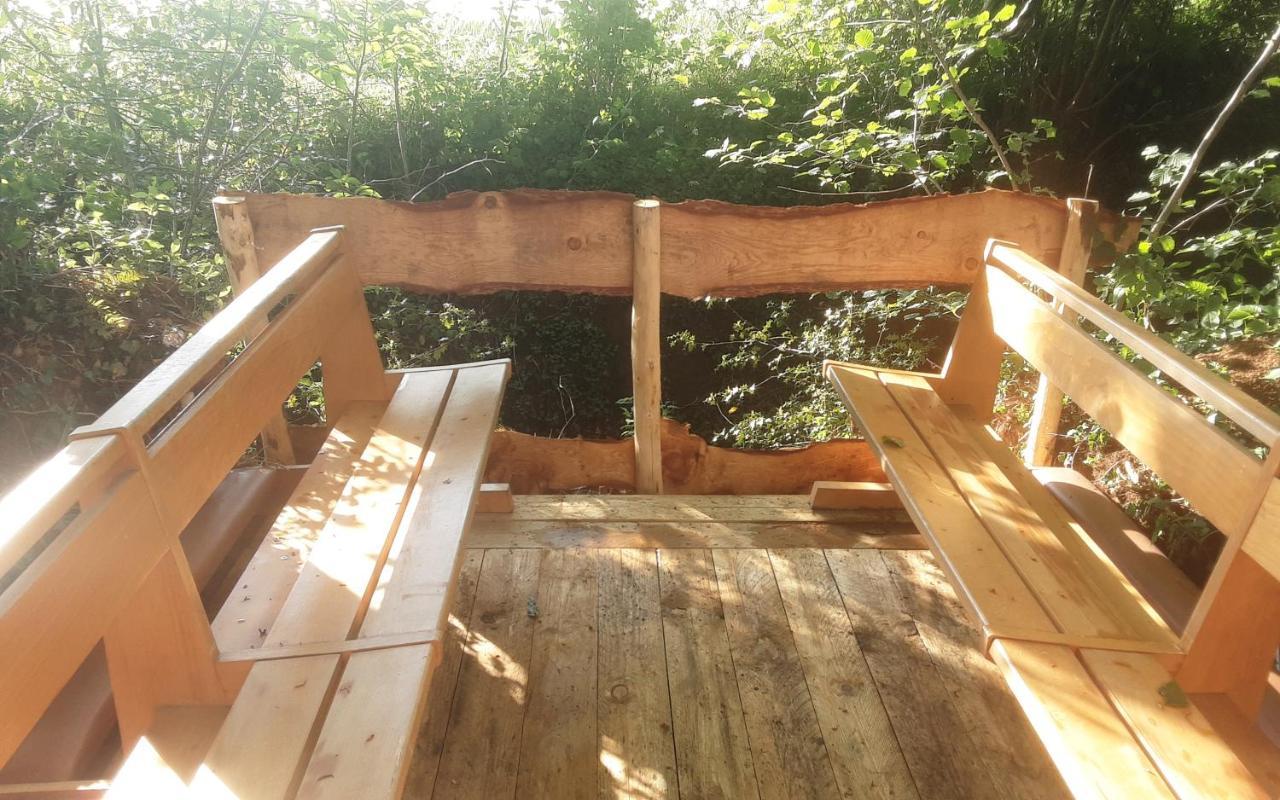 La Petite Cretouffiere - Naturiste Accommodation - Adult Only Colombiers-du-Plessis ภายนอก รูปภาพ